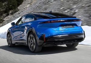 Вийшов на ринок електрокросовер Alpine A390 від Renault 