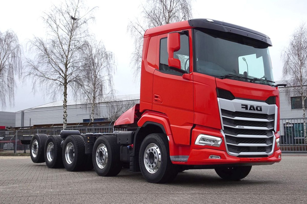 Максимальна міць на п’яти осях: DAF представляє шасі 10x4 FAF для екстремальних будівельних навантажень